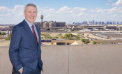  AXN Selects PHX’s Makovsky As Director of the Year, Large Airports Division